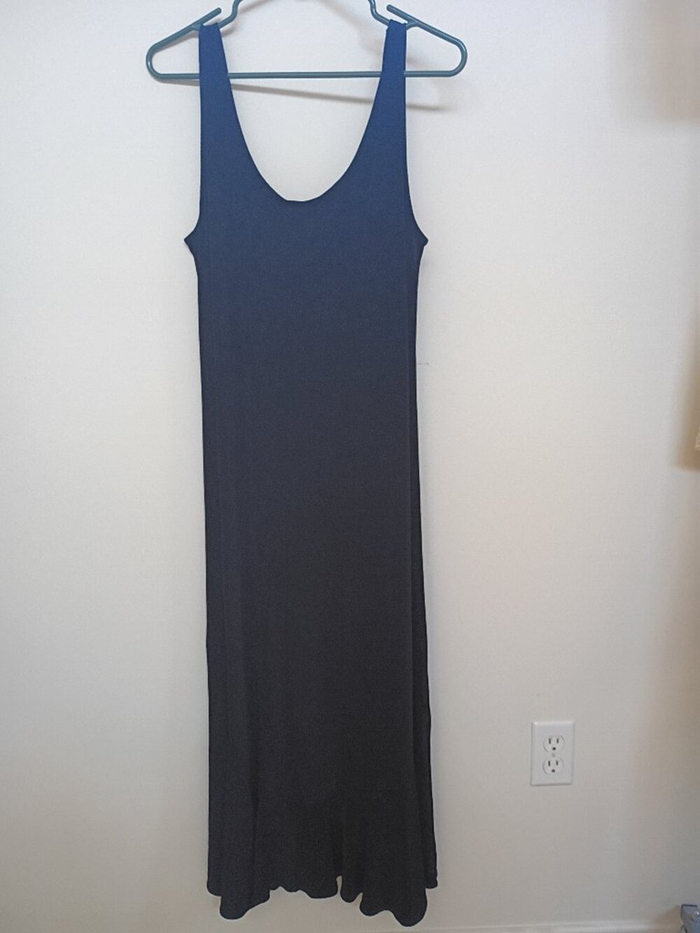 Chicos Maxi Ruffle Bottom Scoop Neck Black Sleeveless Dress Chicos SZ 2 (XL 12)